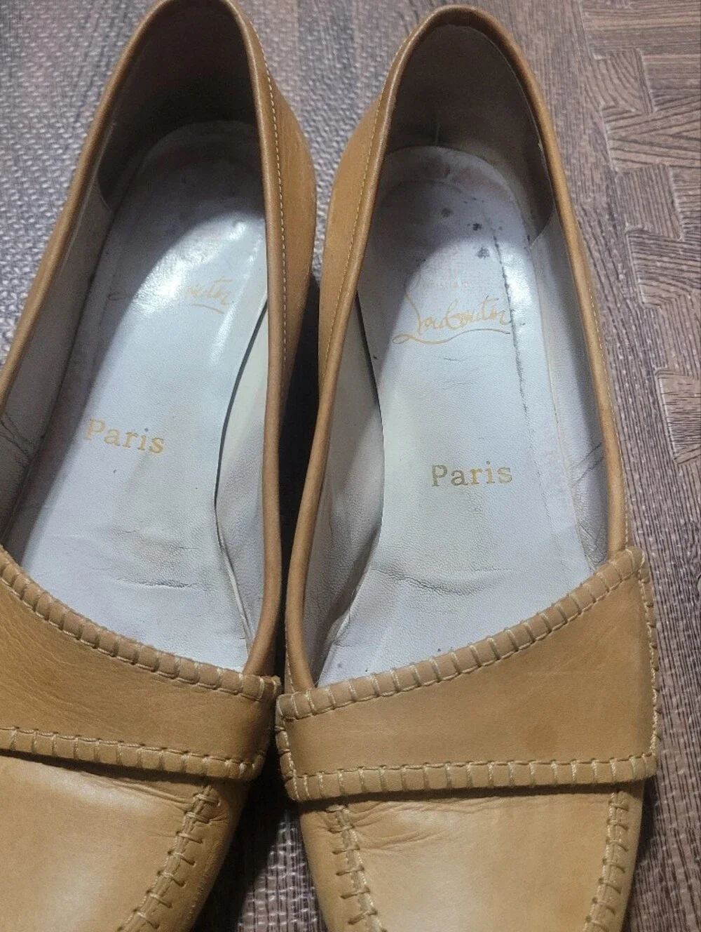 CHRISTIAN LOUBOUTIN Leather Camel Loafers Sz 9.5